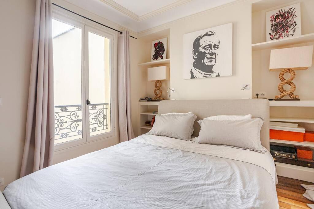 Lovely Montmartre - View Sacre Coeur Apartment Paris
